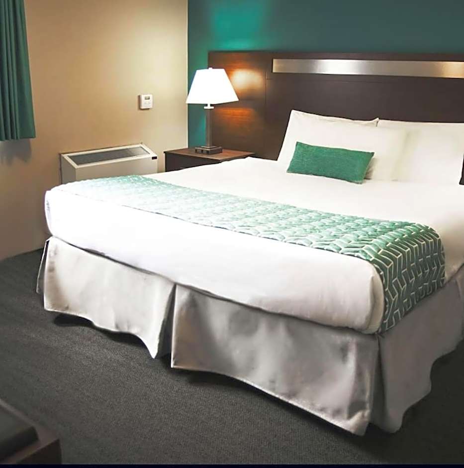 Photo 1 of 3 of 1 King Bed Suite