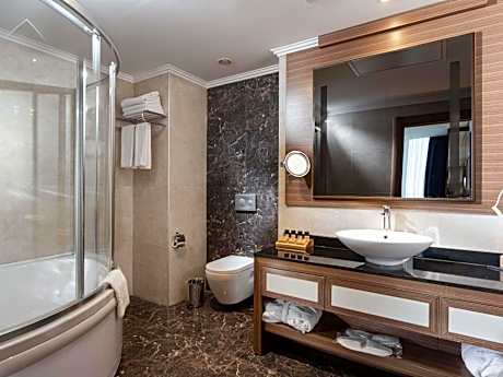 Executive King Suite