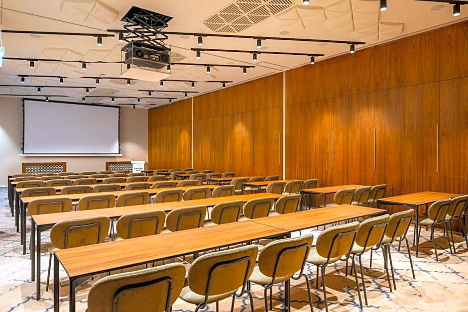 Kimpton Bem Budapest By IHG