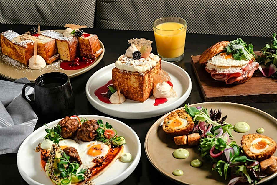 Delta Hotels by Marriott Vancouver Downtown Suites