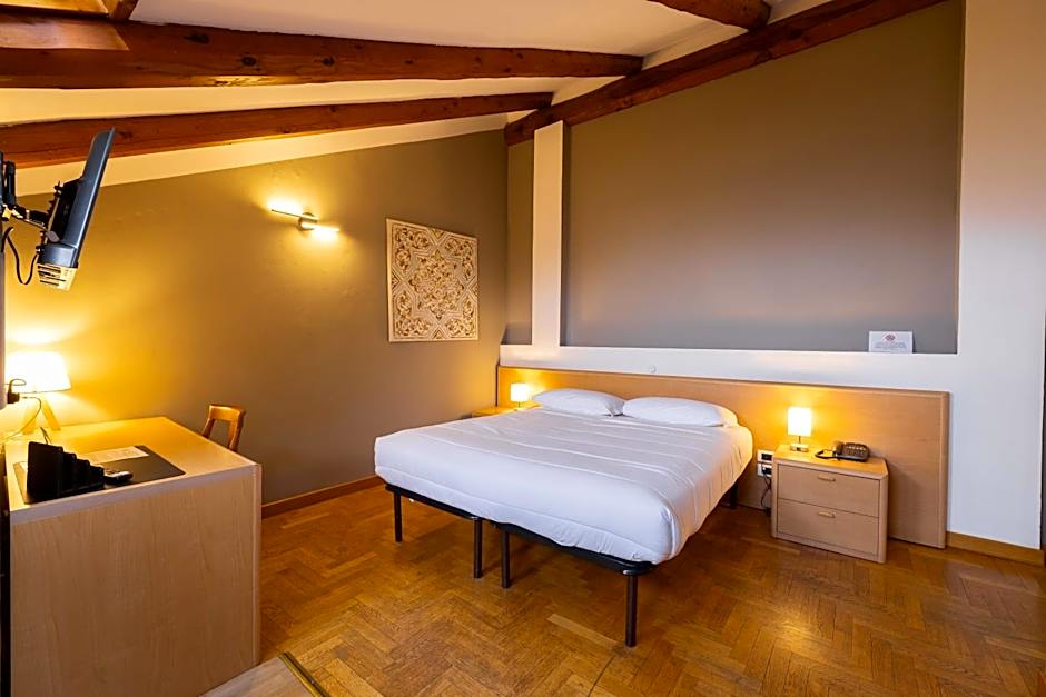 Photo 1 of 30 of Standard 1 Double Bed or 2 Beds, View