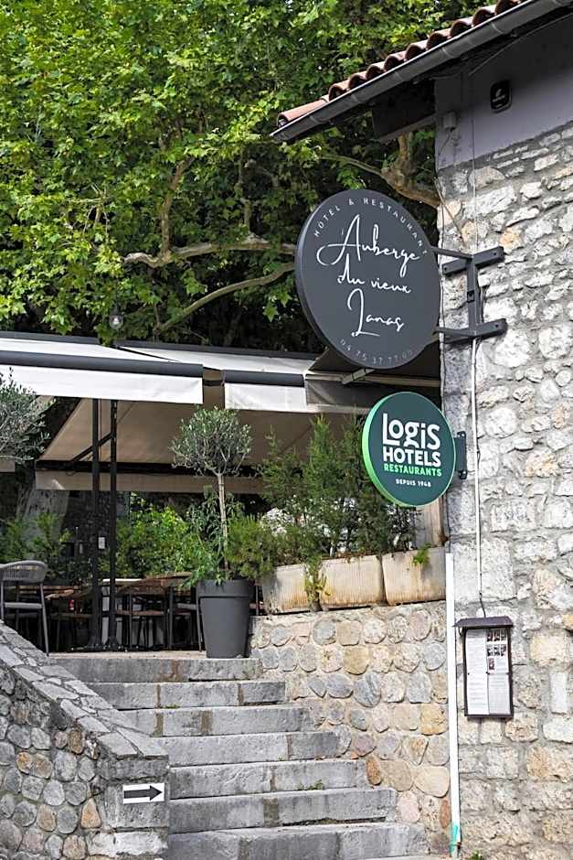 Auberge du Vieux Lanas Logis Hotel Restaurant