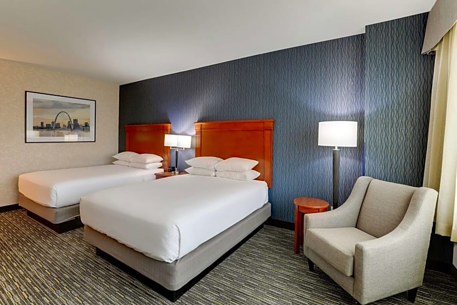 Drury Inn & Suites Arnold