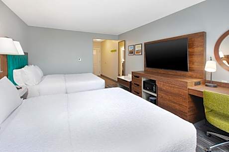 Queen Room with Two Queen Beds - Hearing Access/Non-Smoking