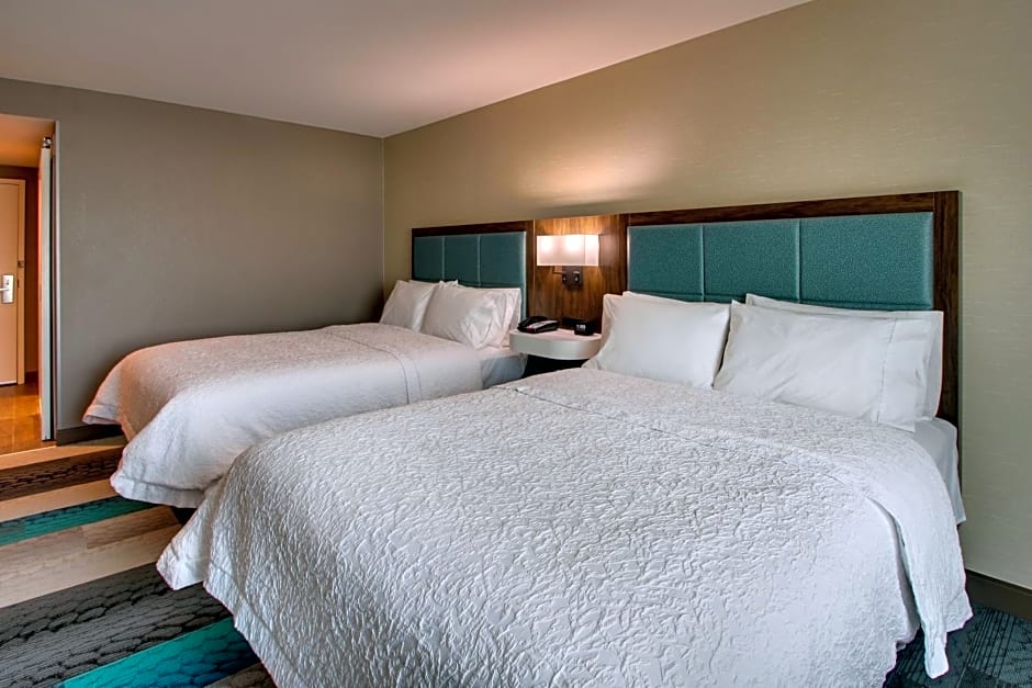 Hampton Inn & Suites By Hilton Southport