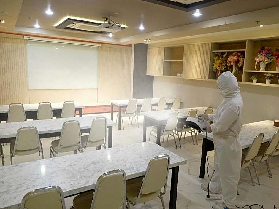 Samyan Serene Hotel