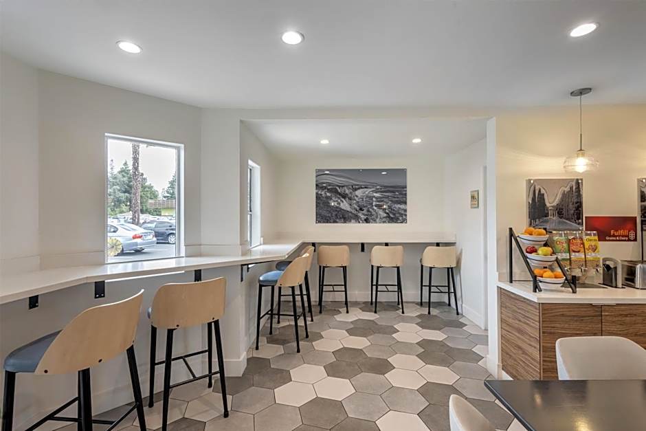 Best Western Plus Executive Suites