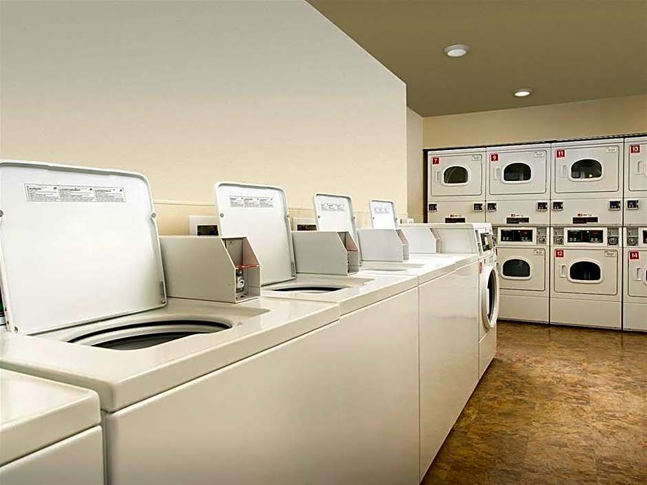 WoodSpring Suites Fort Lauderdale