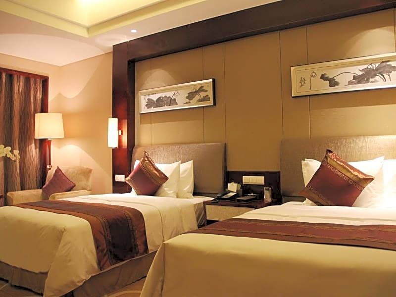 Howard Johnson Nanshan Plaza Bengbu Hotel