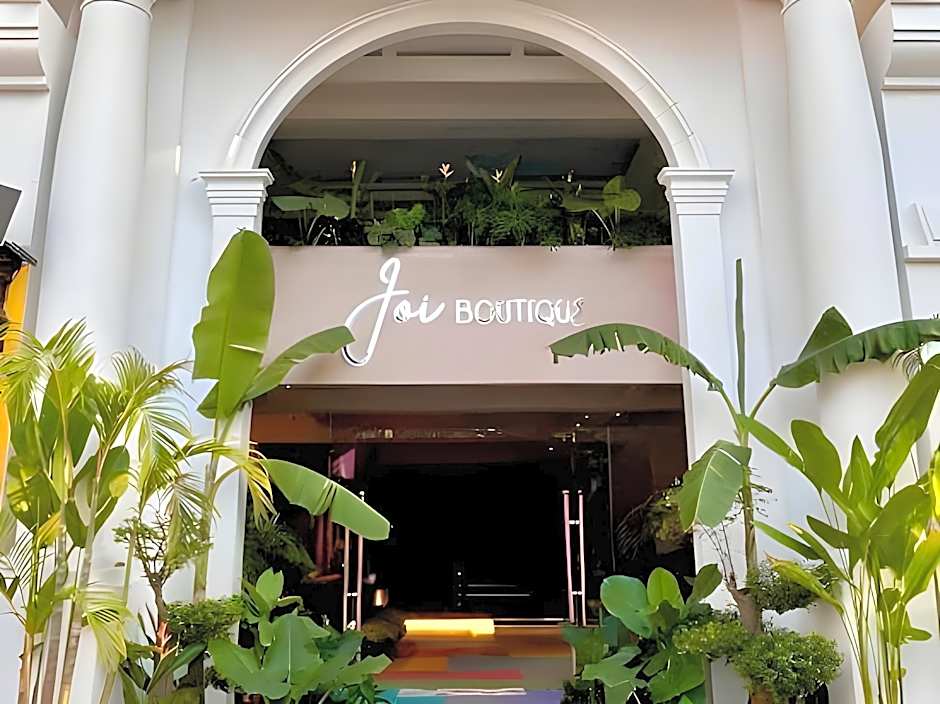 Joi Boutique Bãi Trước
