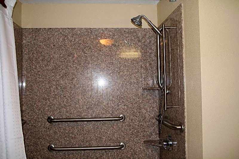 Holiday Inn Express & Suites Greenville By IHG