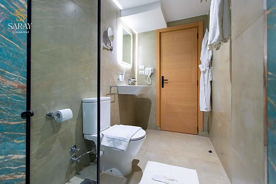 Saray Pyramids & Museum View Hotel