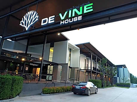 DE VINE HOUSE