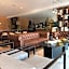 FULTON Business Luxury HOTEL