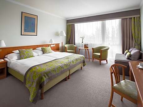 Superior Twin Room with Balcony