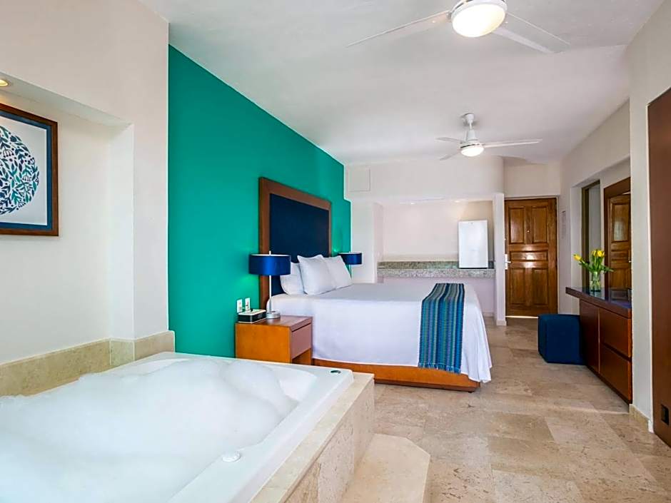 Crown Paradise Golden All Inclusive Adults Only