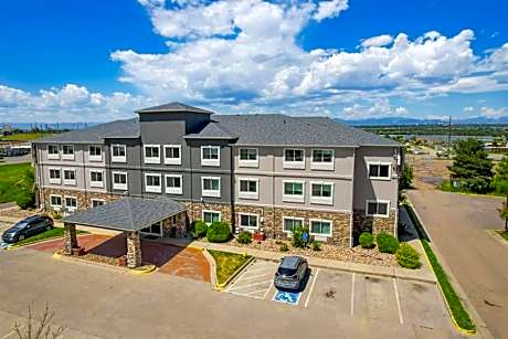 Baymont by Wyndham Henderson-Northeast Denver