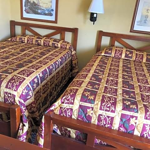 Country Host Inn