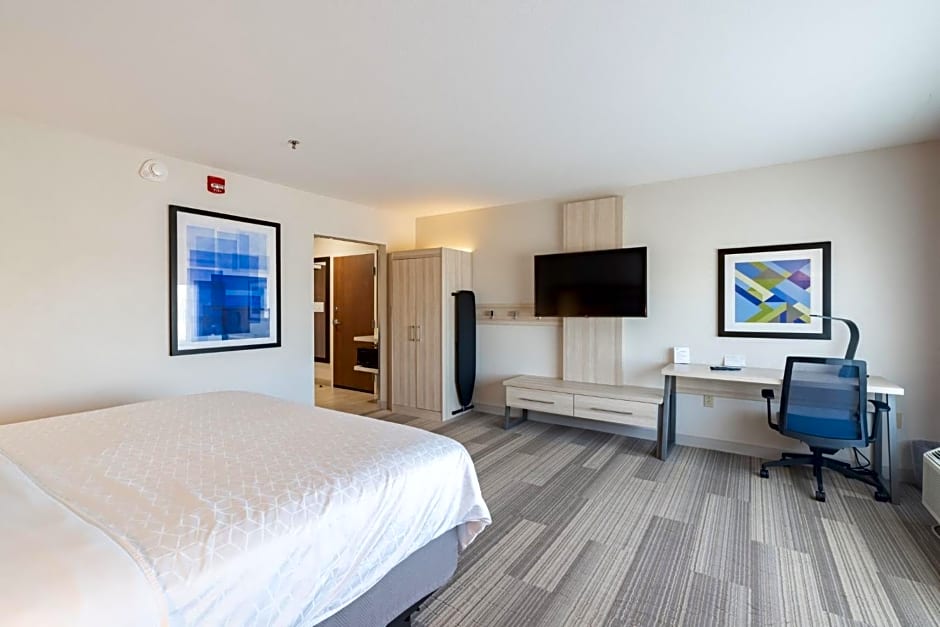 Holiday Inn Express & Suites - Marion By IHG