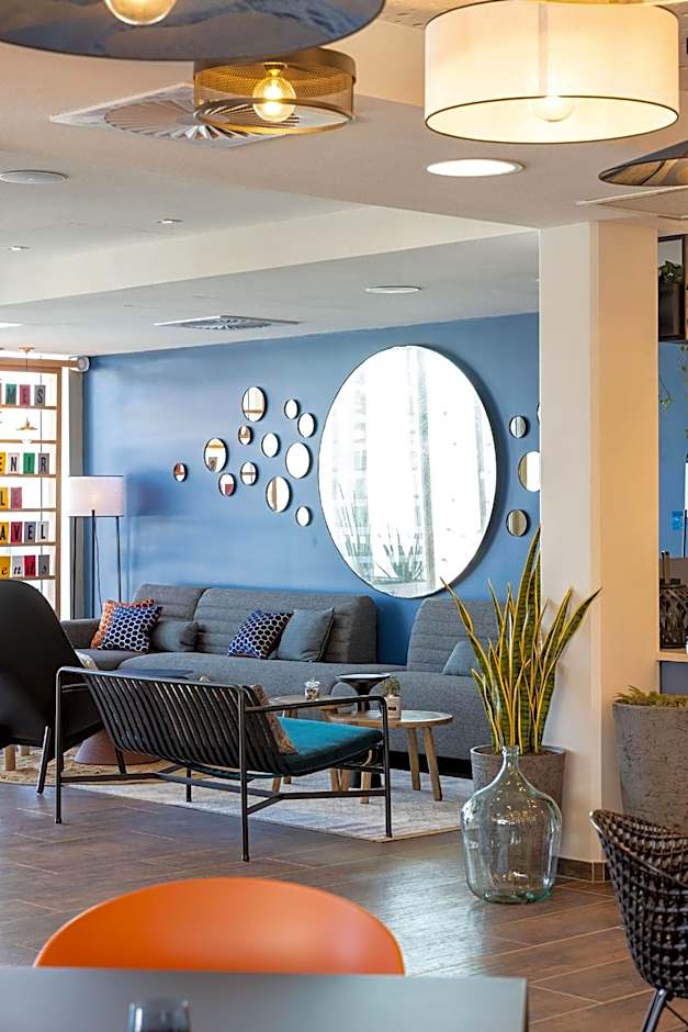 Hampton by Hilton Tours Centre