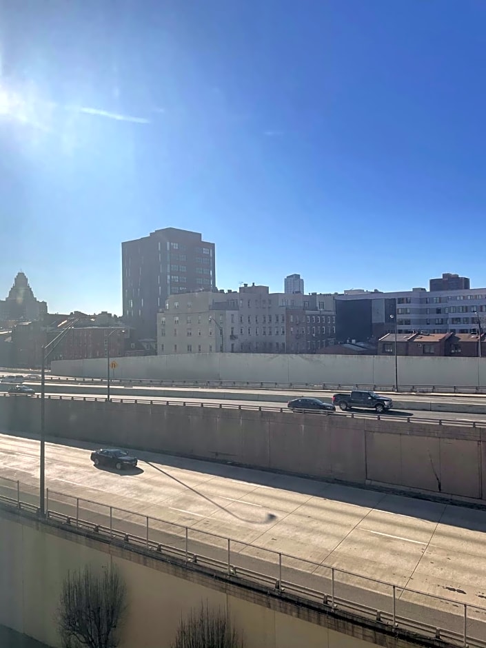 Holiday Inn Express Philadelphia Penns Landing By IHG