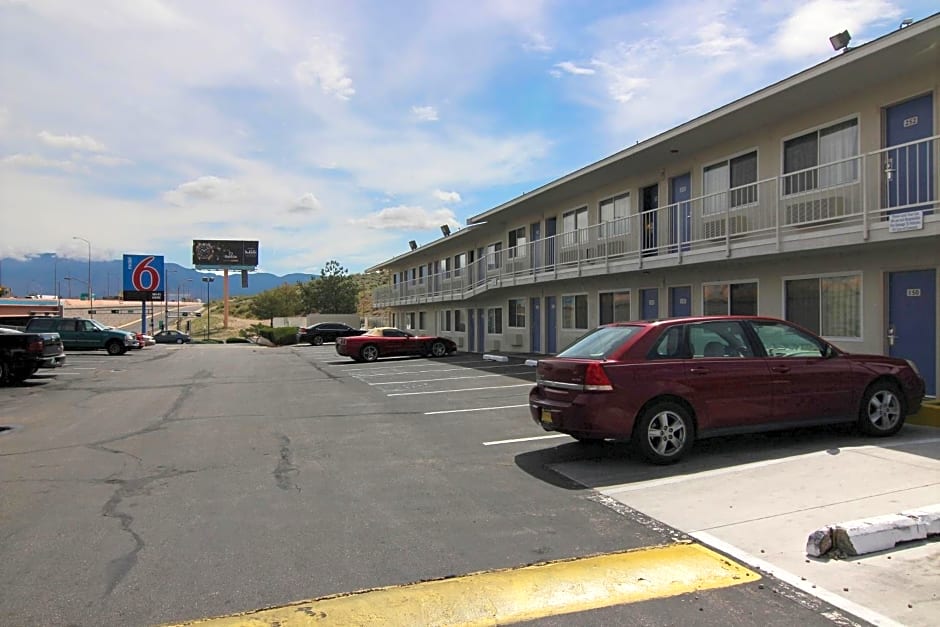 Motel 6-Albuquerque, NM - Midtown