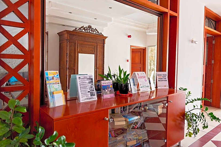 Pyramos Hotel