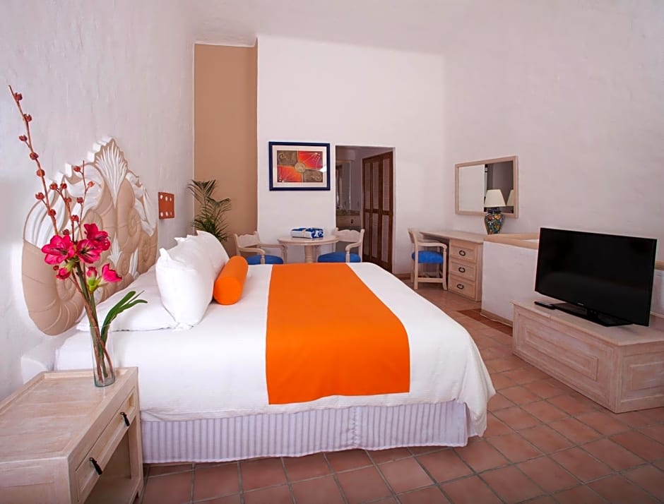 Flamingo Vallarta Hotel & Marina