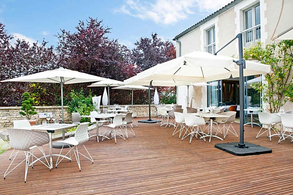 Hotel Le Saint Gelais