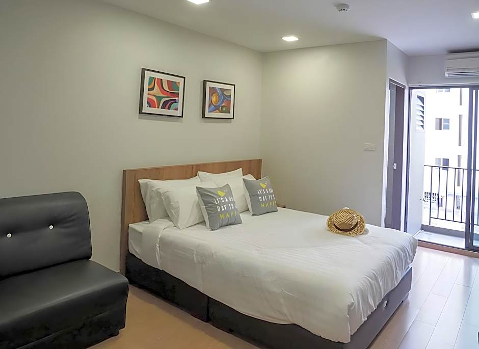 Casa Luxe Hotel and Resident