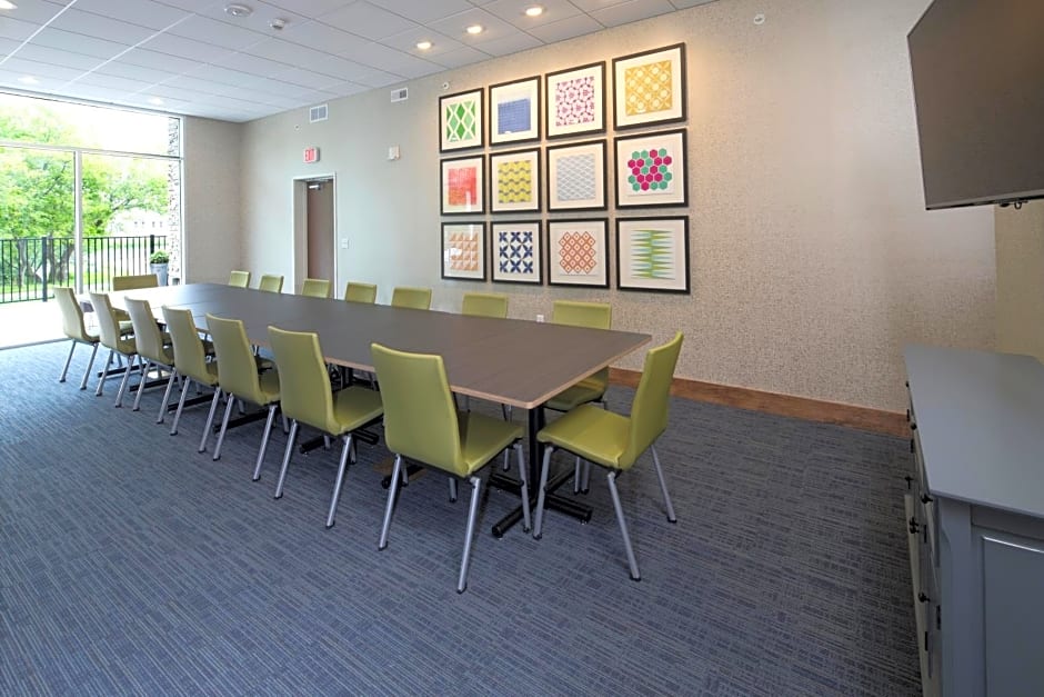 Holiday Inn Express & Suites Alpena - Downtown, an IHG Hotel