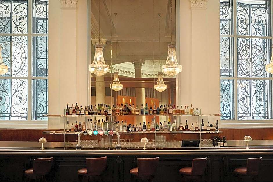 Threadneedles, Autograph Collection by Marriott