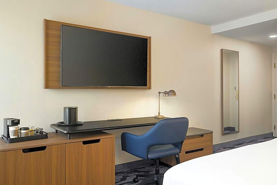 Fairfield by Marriott Inn & Suites Clinton