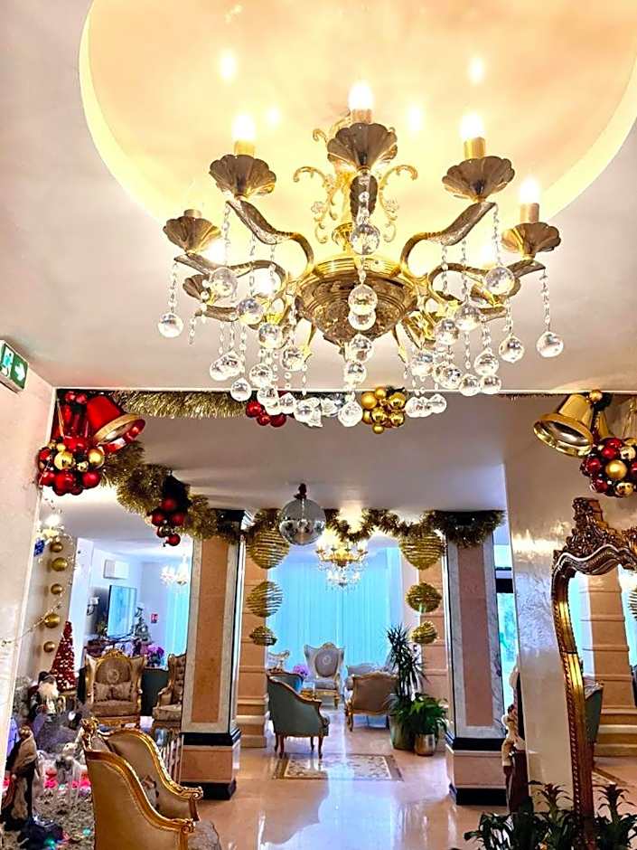 HOTEL ROYAL Paris Ivry