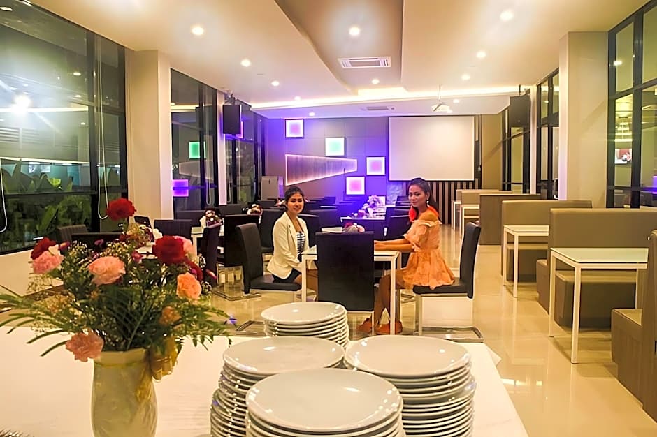 AC Sport Center & Hotel
