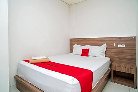 RedDoorz Plus @ Jalan Pemuda Timur Bojonegoro