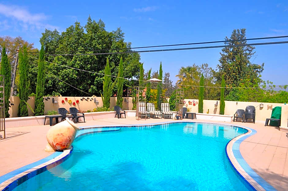 Arbel Guest House Shavit Family