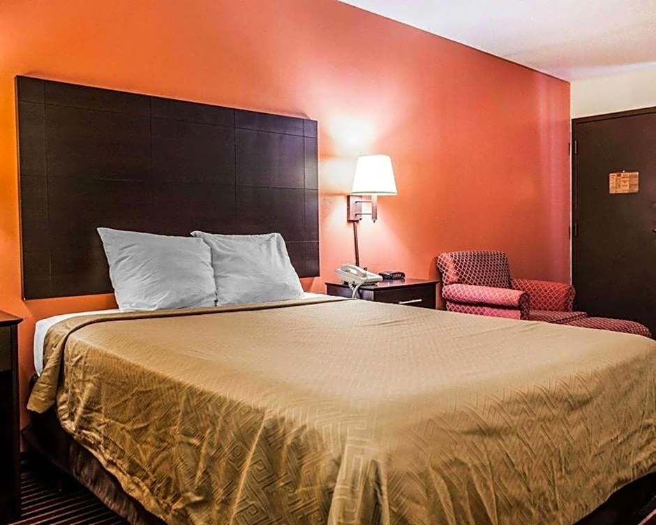 Econo Lodge Urbandale