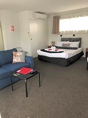 Coachman Motel