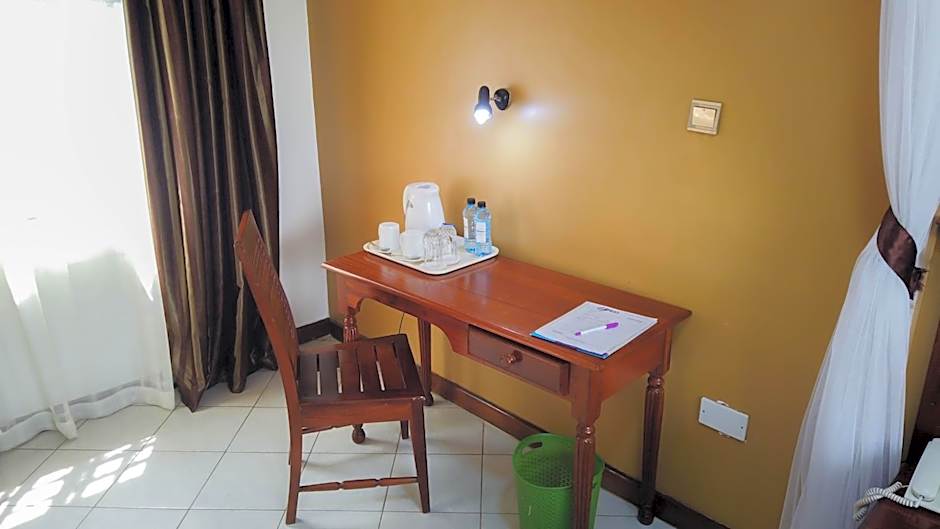 67 Airport Hotel Nairobi