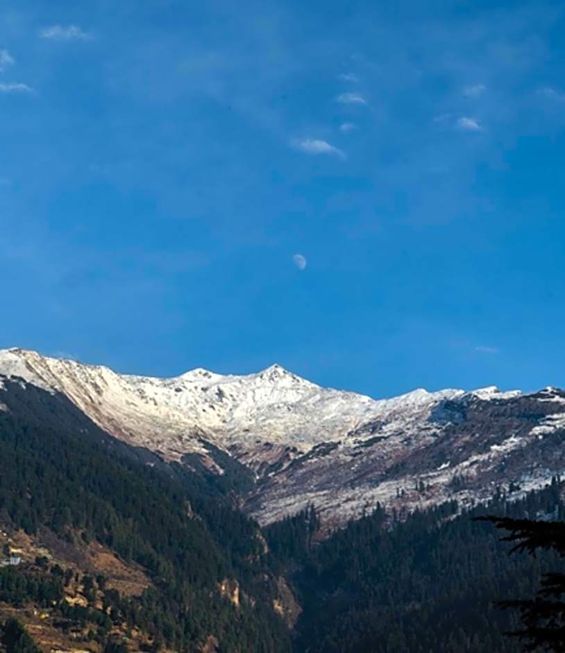 The Whitestone Inn & Suites ( A Centrally Heated Mountain & Valley View )