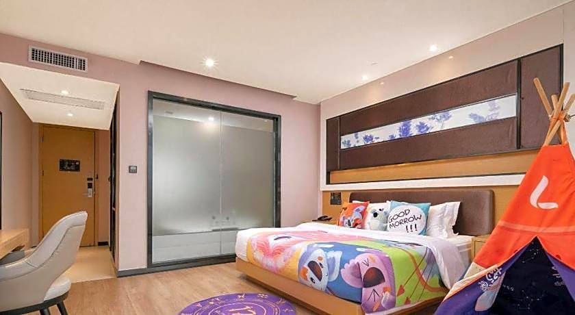 Lavande Hotel Wuhan Huanghelou Branch