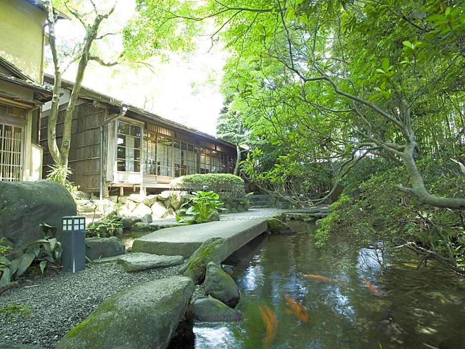 Heihachi Tea House Inn