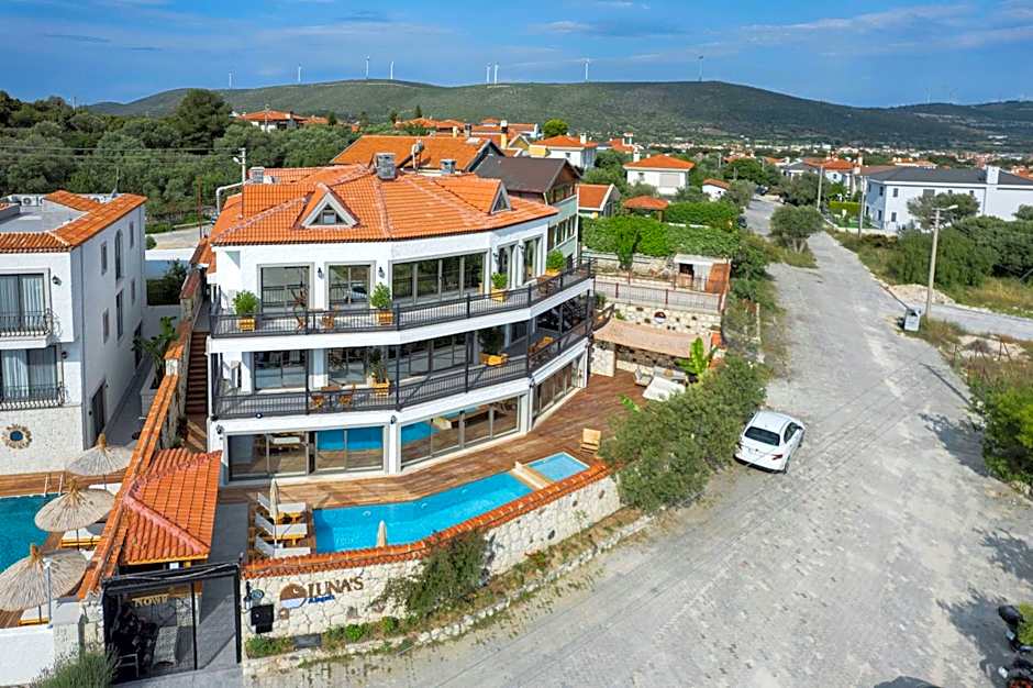 Lunas Alaçatı