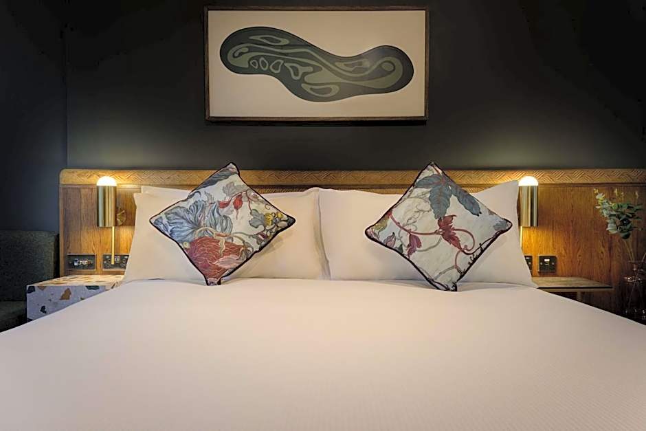 The Samuel Ryder Hotel St Albans, Tapestry Collection Hilton