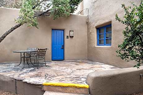 Sage Pure Wellness, 1 Bedroom Suite, 1 King, Fireplace