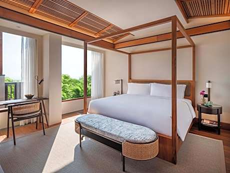 One-Bedroom King Suite - High Floor