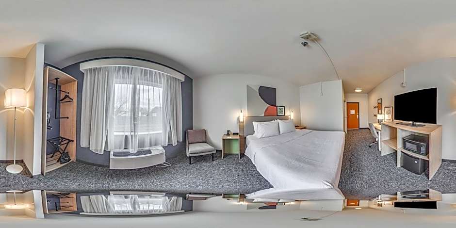 Spark by Hilton Moline Quad Cities