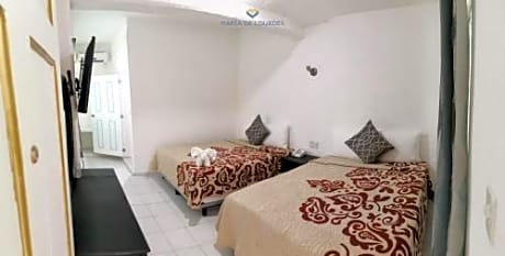 Classic Quadruple Room