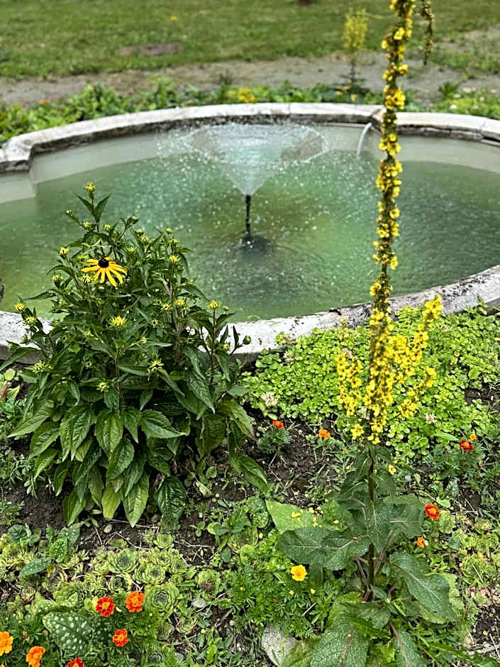 Zámek Hošťálkovy